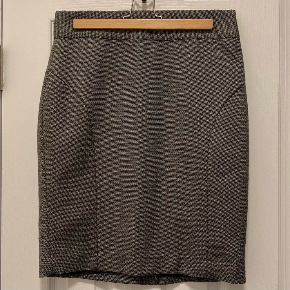 Banana republic pencil skirt size 6